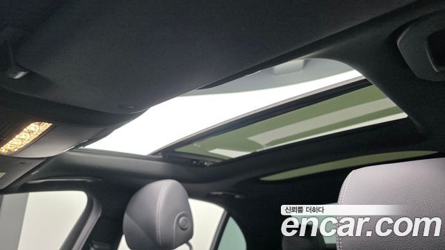 Mercedes-Benz E-Class 2022 — photo 34