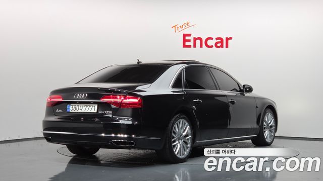 Audi A8 2015 — photo 2