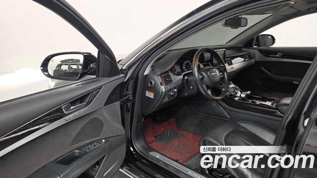 Audi A8 2015 — photo 10