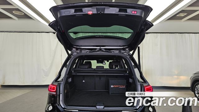 Mercedes-Benz GLB-Class 2021 — photo 26