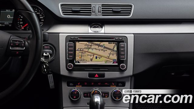 Volkswagen CC 2013 — photo 21