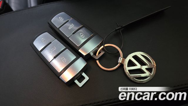 Volkswagen CC 2013 — photo 24