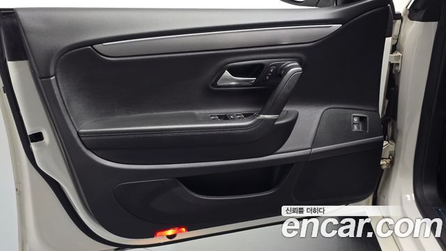 Volkswagen CC 2013 — photo 14