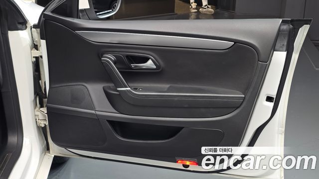 Volkswagen CC 2013 — photo 15