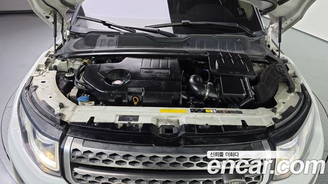 Land Rover Range Rover Evoque 2017 — photo 6