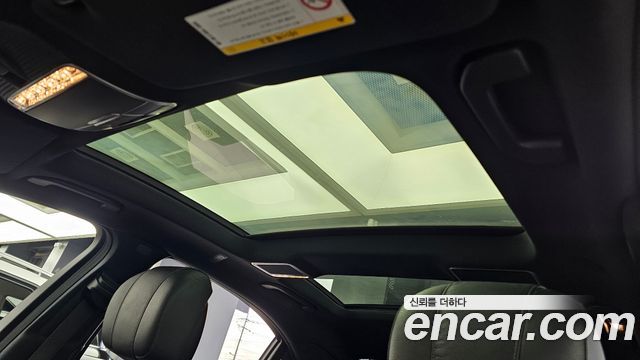 Mercedes-Benz S-Class 2019 — photo 18
