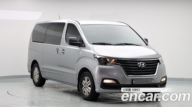 Hyundai Starex 2021 — photo 3