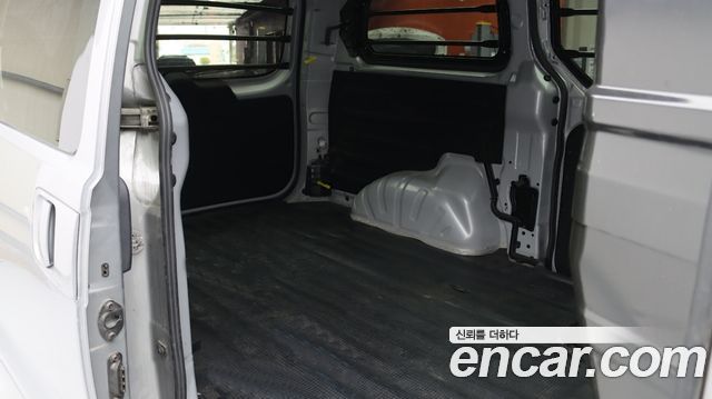 Hyundai Starex 2021 — photo 11