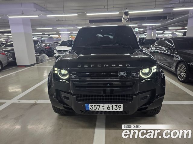 Land Rover Defender 2026 — photo 1