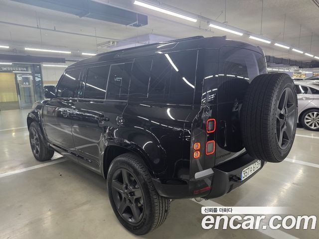 Land Rover Defender 2026 — photo 7