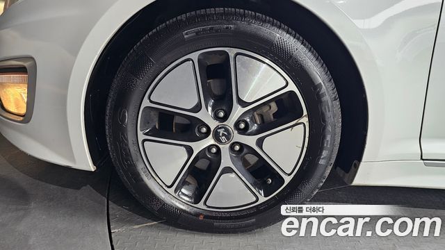 Kia K5 2013 — photo 5