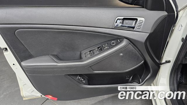 Kia K5 2013 — photo 14