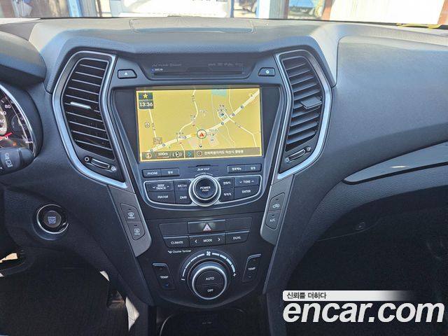 Hyundai Santafe 2015 — photo 9