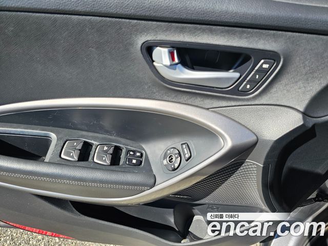 Hyundai Santafe 2015 — photo 12