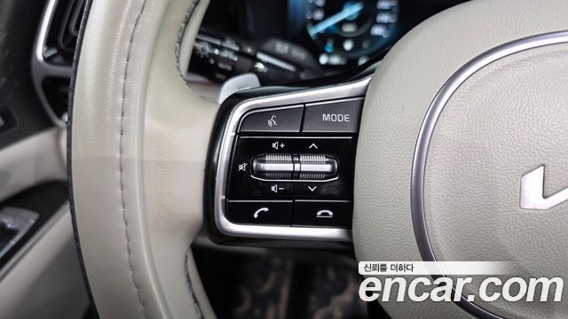 Kia Sorento 2023 — photo 29