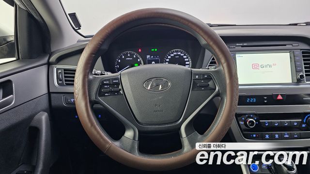 Hyundai Sonata 2016 — photo 15