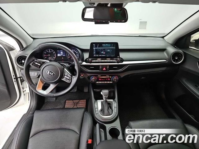 Kia K3 2019 — photo 7
