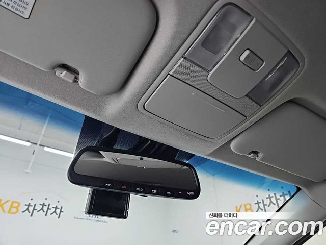 Kia K3 2019 — photo 16