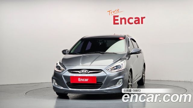 Hyundai Accent 2014 — photo 3