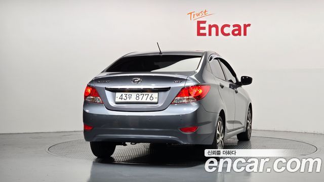 Hyundai Accent 2014 — photo 4