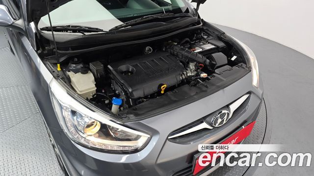 Hyundai Accent 2014 — photo 6