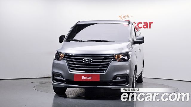 Hyundai Starex 2021 — photo 3
