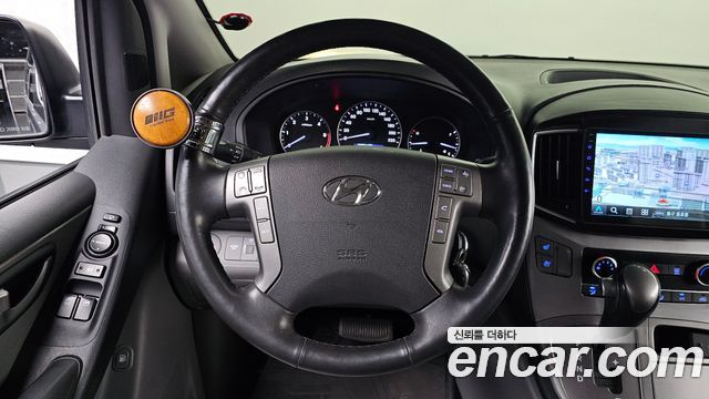 Hyundai Starex 2021 — photo 19
