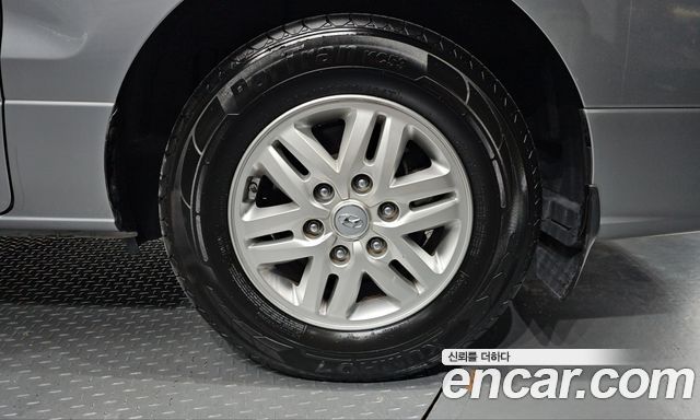 Hyundai Starex 2021 — photo 7