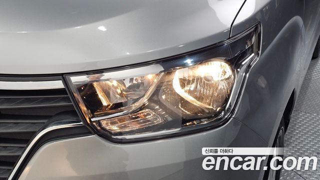 Hyundai Starex 2021 — photo 8