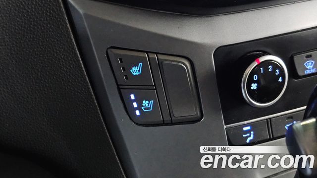 Hyundai Starex 2021 — photo 28