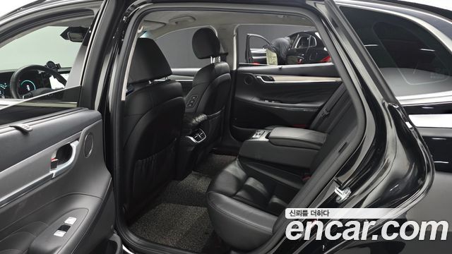 Hyundai Grandeur 2023 — photo 18