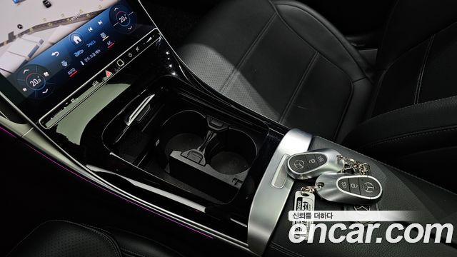Mercedes-Benz C-Class 2022 — photo 22