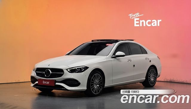 Mercedes-Benz C-Class 2022 — photo 1