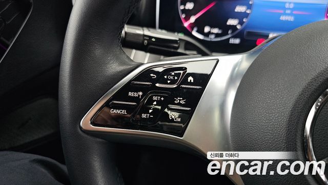 Mercedes-Benz C-Class 2022 — photo 34