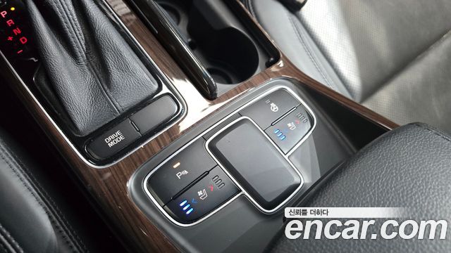 Kia K7 2015 — photo 16