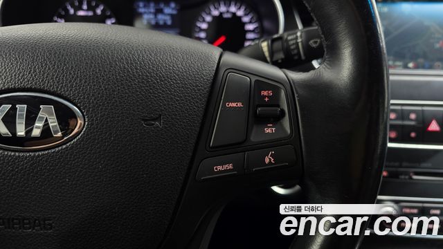 Kia K7 2015 — photo 18
