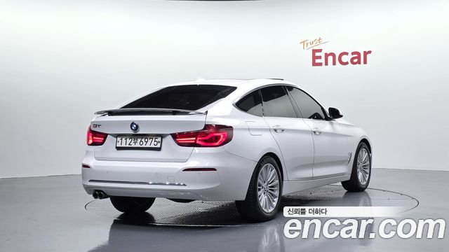 BMW Gran Turismo 2020 — photo 2