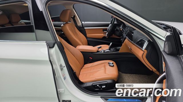 BMW Gran Turismo 2020 — photo 16