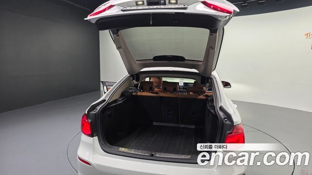 BMW Gran Turismo 2020 — photo 33