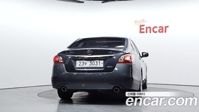 Nissan Altima 2013 — photo 4