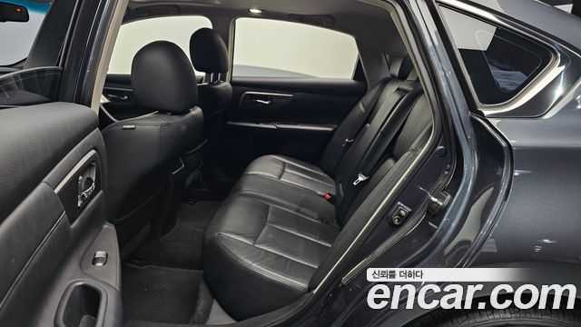 Nissan Altima 2013 — photo 18