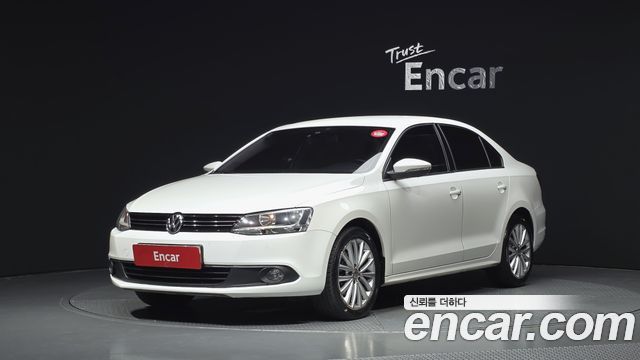 Volkswagen Jetta 2013 — photo 1