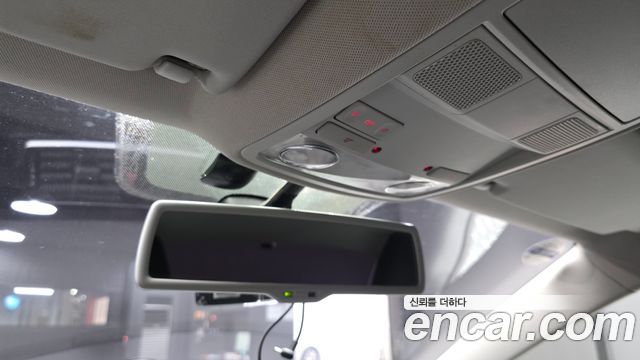 Volkswagen Jetta 2013 — photo 18
