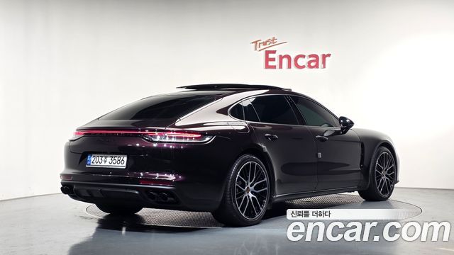 Porsche Panamera 2021 — photo 2