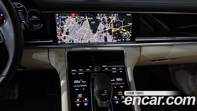 Porsche Panamera 2021 — photo 12