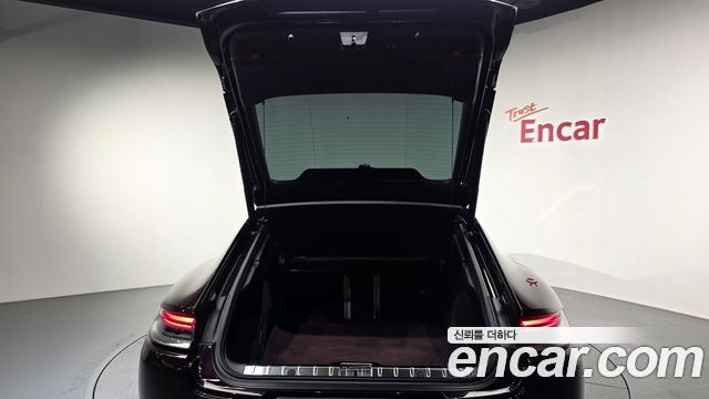 Porsche Panamera 2021 — photo 18