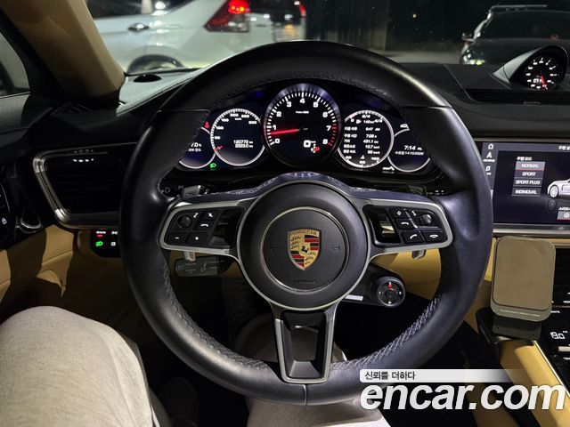 Porsche Panamera 2020 — photo 6