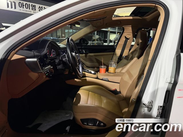 Porsche Panamera 2020 — photo 8