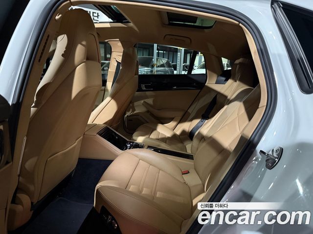 Porsche Panamera 2020 — photo 9
