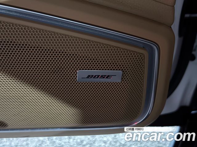 Porsche Panamera 2020 — photo 16